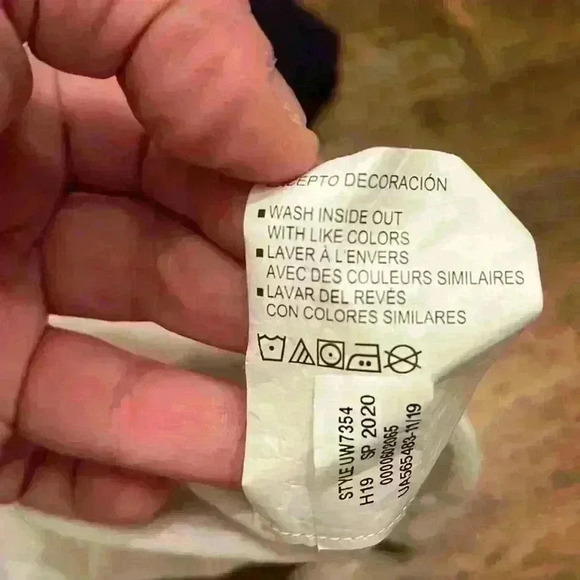 Hofstra Under Armour Cropped Navy and White Fan T Shirt Size M - Picture 10 of 10